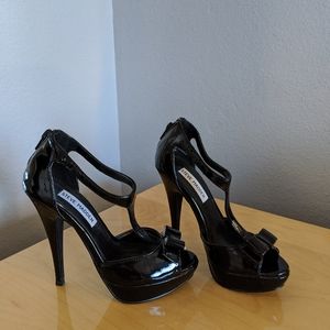 Size 5 Steve Madden heels